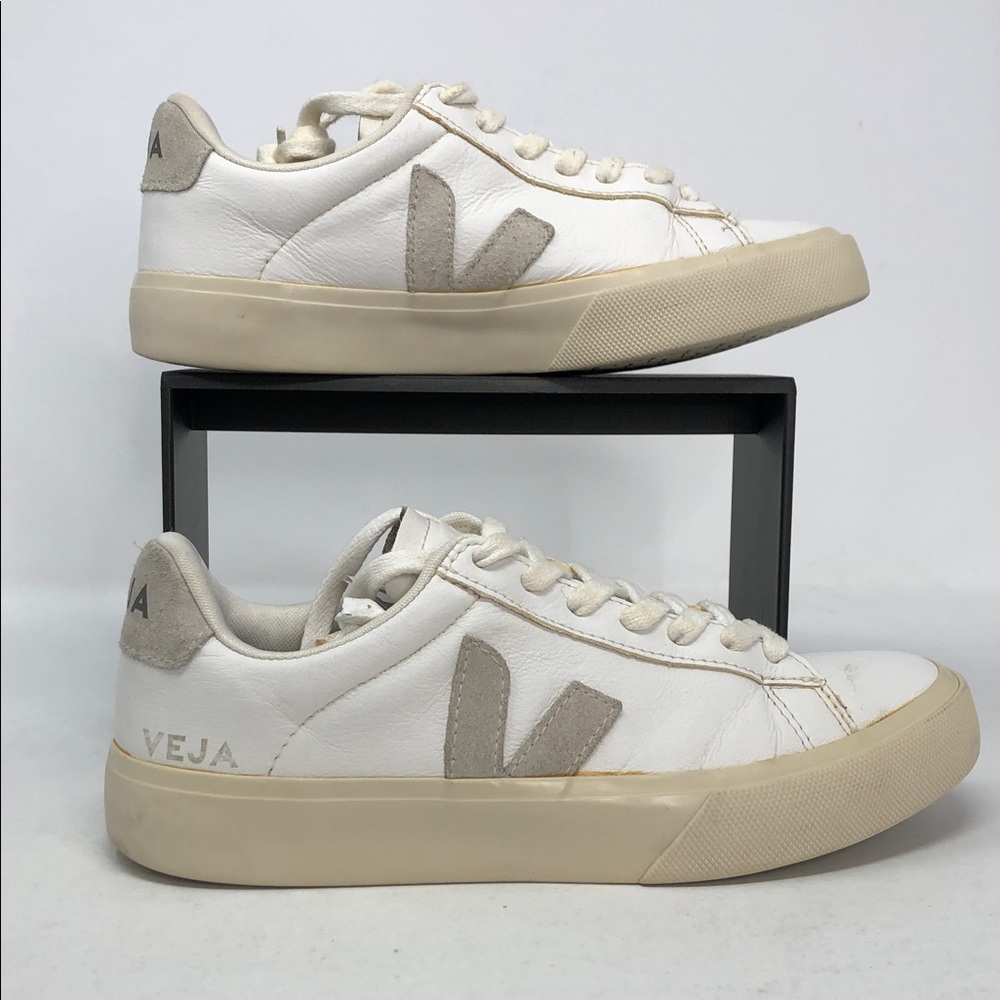 Veja T2 White Beige Women’s Leather Sneakers - Size 6